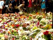 Picture of sea of roses after 22 July terrorist attack in Oslo